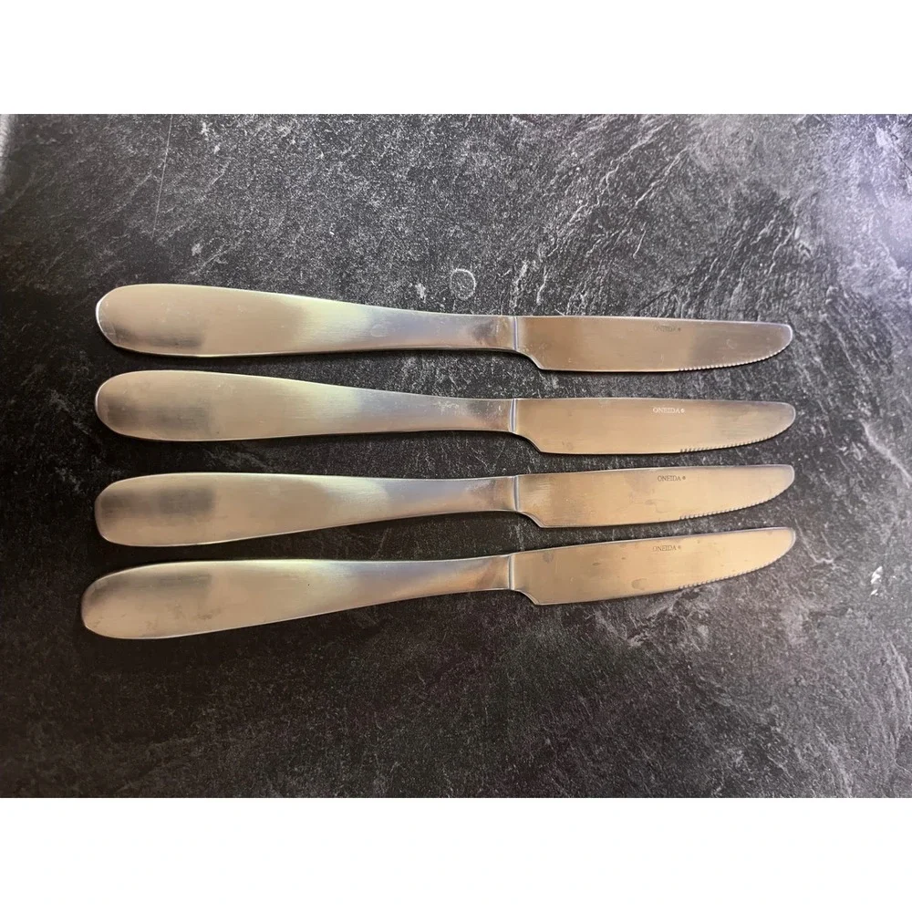 Oneida Stainless Steel Serrated Butter‎ Knives Set of 4